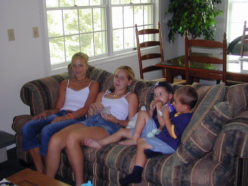 27240052s.JPG - 59.2 K