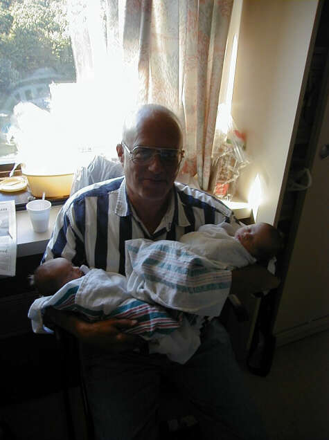 gramphvs.jpg - 33.6 K