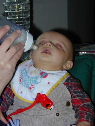 00-0318-pzzeat04s.jpg - 31.9 K